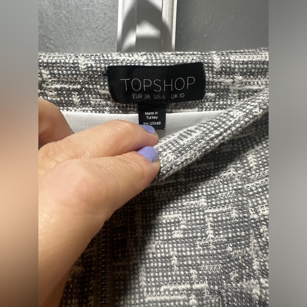 Topshop Grey Pencil Skirt With Back Pockets - Picture 4 of 5